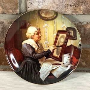 NORMAN ROCKWELL Vintage 1988 “Grandma’s Love” Collector’s Plate